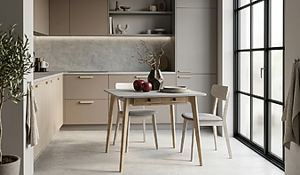 Квадратный кухонный стол Клайд 11 BMS